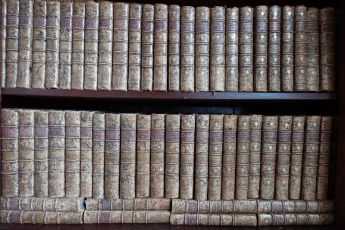 Sämtliche Werke von Voltaire, 70 Bände